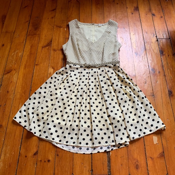 Double Zero Polka Dot Dress - Picture 4 of 8